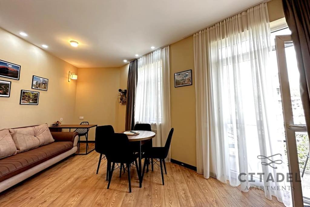 Apartments ティビリシ エクステリア 写真